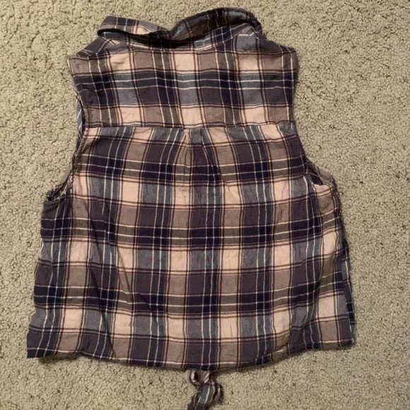 🐠2 for $16 Forever 21 Plaid Sleeveless Collared Tie Bottom Top - Picture 4 of 5
